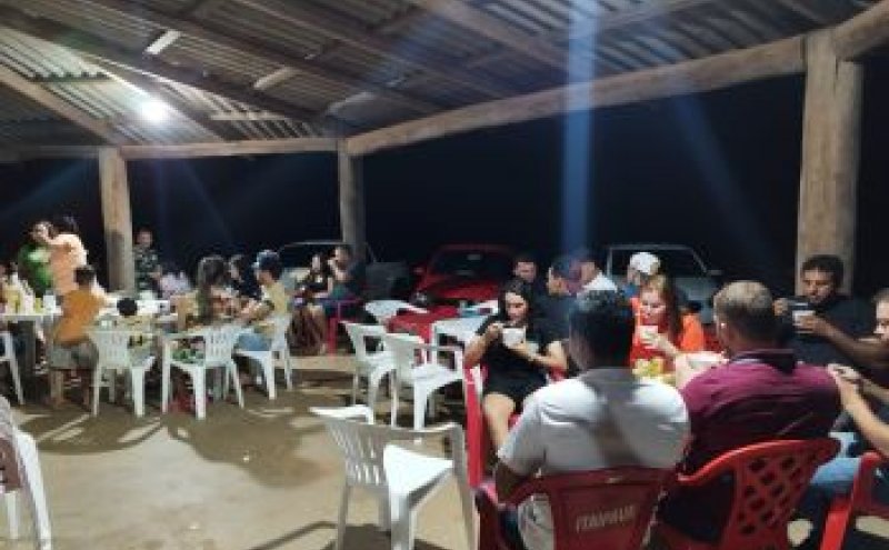 Inauguração da Distribuidora Amigos da Pesca movimenta a Linha 95