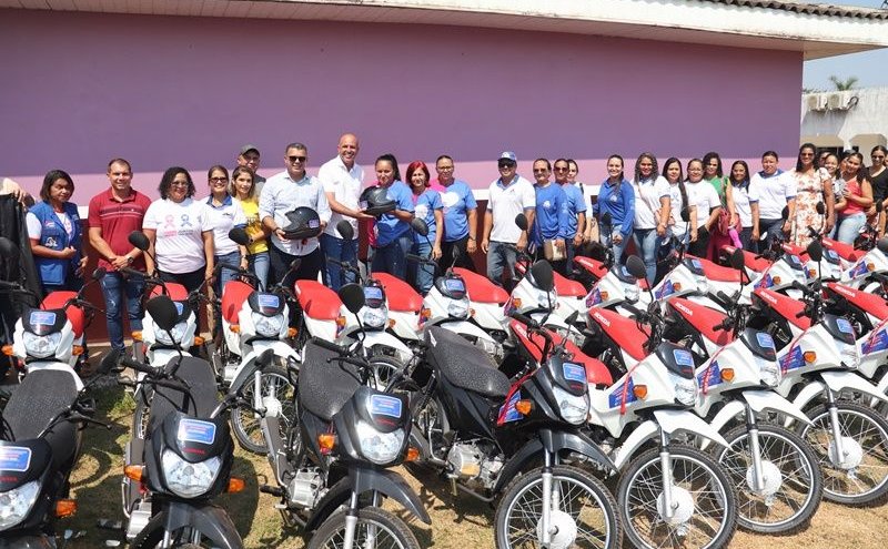 Nova Mamoré: Ismael Crispin proporciona mobilidade aos agentes de saúde e endemias com entrega de motocicletas