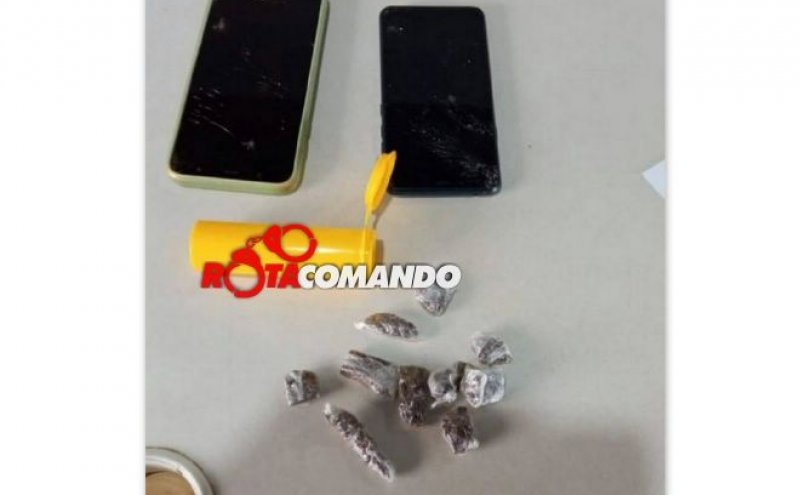 Polícia Militar apreende drogas e produtos com menores suspeitos de furtar residência em São Miguel do Guaporé/RO