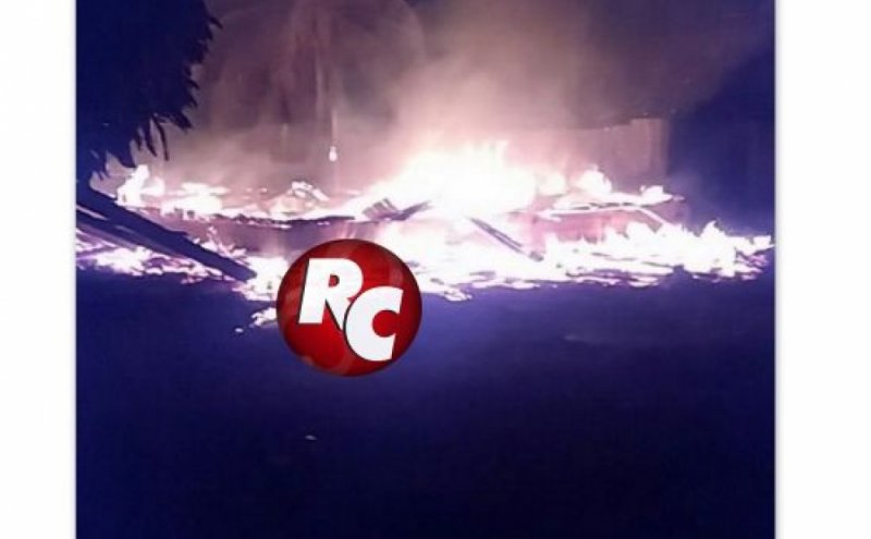 São Miguel do Guaporé - Mulher tem casa destruída por incêndio e suspeito do crime é o EX.