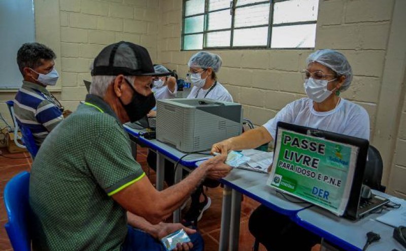 BENEFÍCIO:  Governo de Rondônia sanciona lei que amplia prazo de renovação do passe livre para idosos e pessoas com deficiência