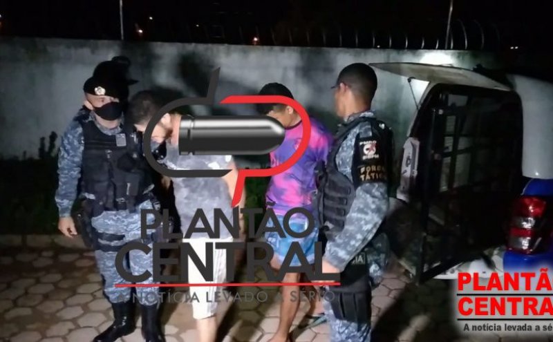 Força Tática estoura boca de fumo, apreende quase 5 kg de drogas e prende boqueiro e fornecedor em Ji-Paraná