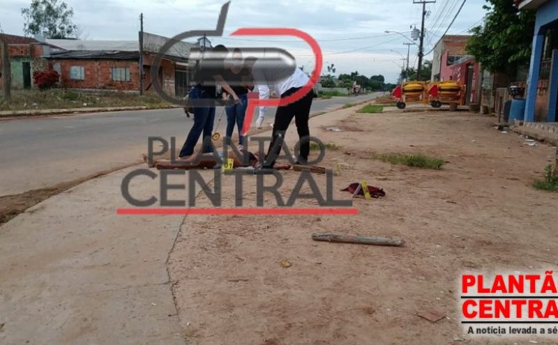 Mulher é morta a golpes a paulada e a facadas e quase tem o pescoço degolada em Ji-Paraná