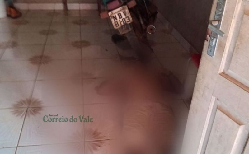 O corpo de um homem sem vida é encontrado dentro de residência, no Distrito de Planalto em Seringueiras (RO).