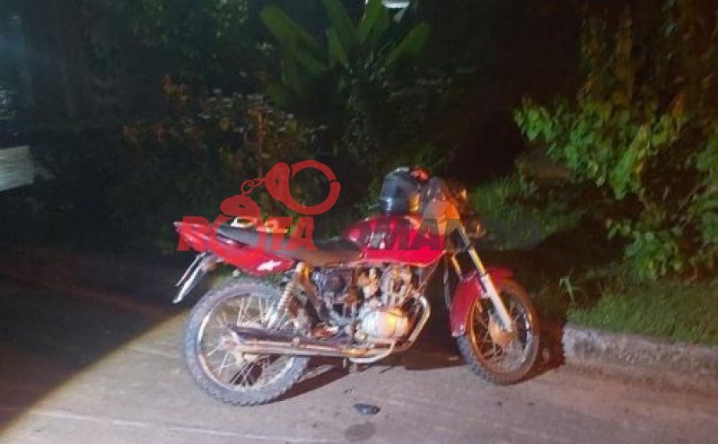 Jovem sofre queda de motocicleta em Alvorada do Oeste