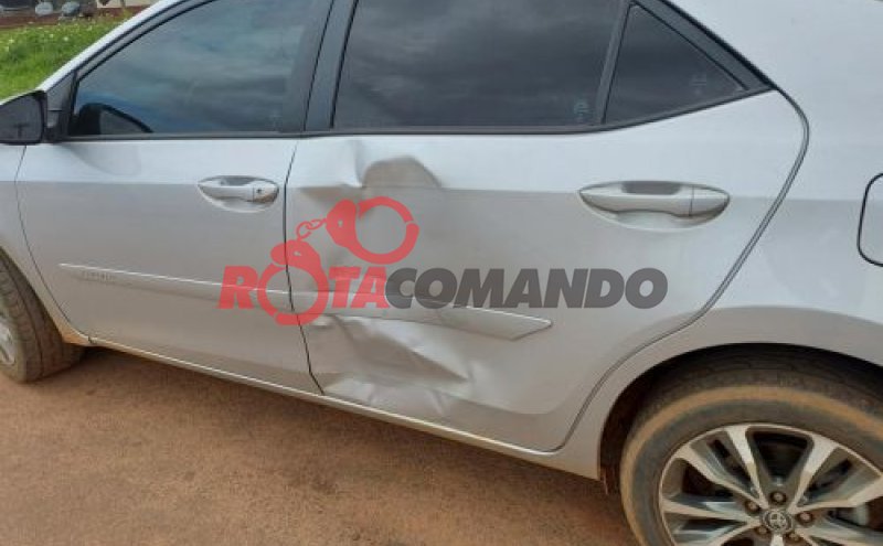 Polícia Militar registra ocorrência envolvendo ambulância e Corolla em Costa Marques /RO.