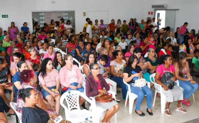 Secretaria de Assistência Social de São Francisco do Guaporé Celebra o Dia Internacional da Mulher com Café para Elas