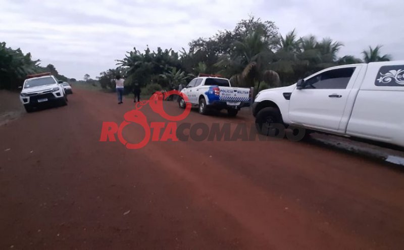 Homem morre ao perder o controle da motocicleta em estrada em São Francisco do Guaporé/RO.
