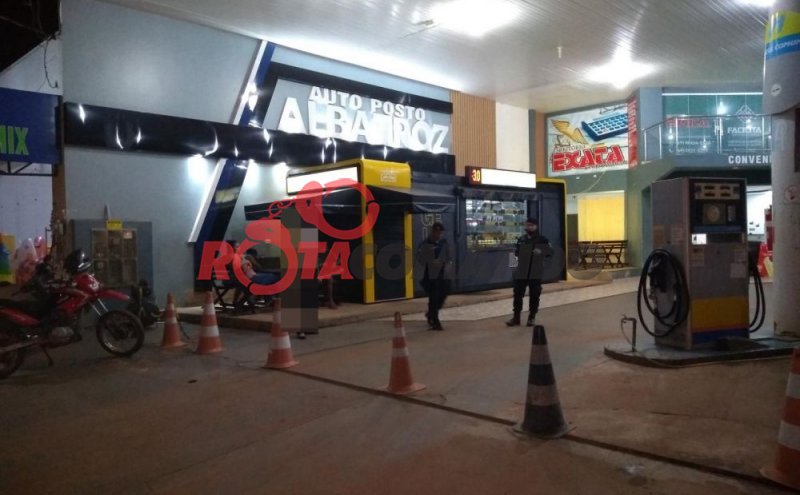Homem efetua disparo em conveniência de posto de gasolina em São Francisco do Guaporé/RO.