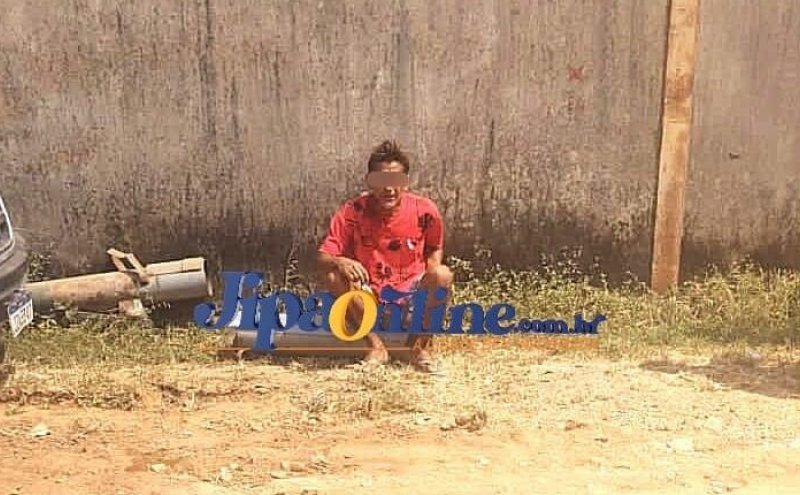 Após furtar bolsa ladrão é massageado por populares até a chegada da Polícia em Ji-Paraná