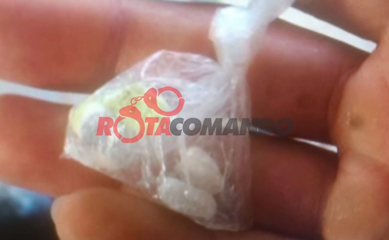 Mulher de 27 anos é flagrada com comprimidos de êxtase em Costa Marques